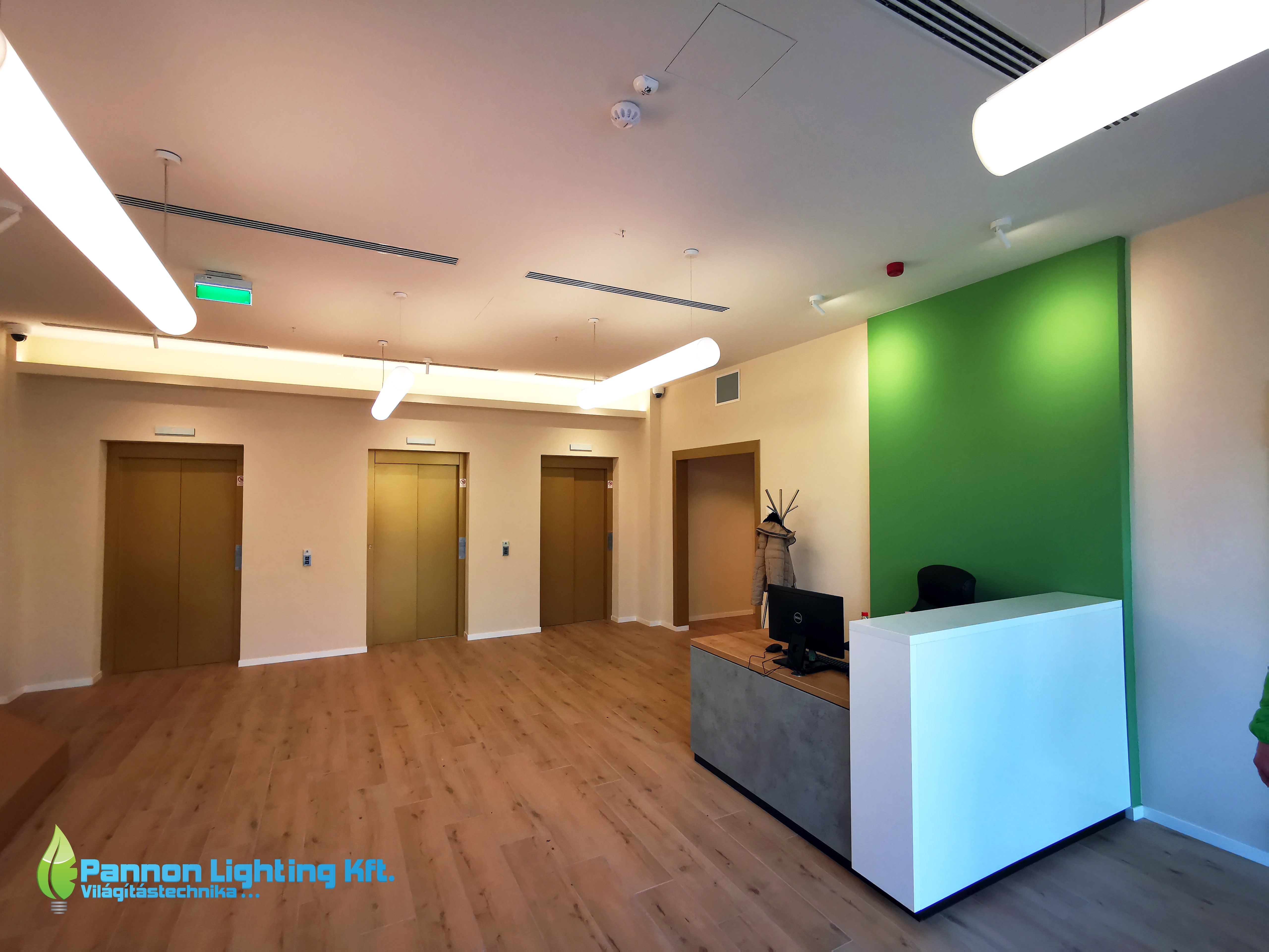 Design lighting in the Alphagon office building