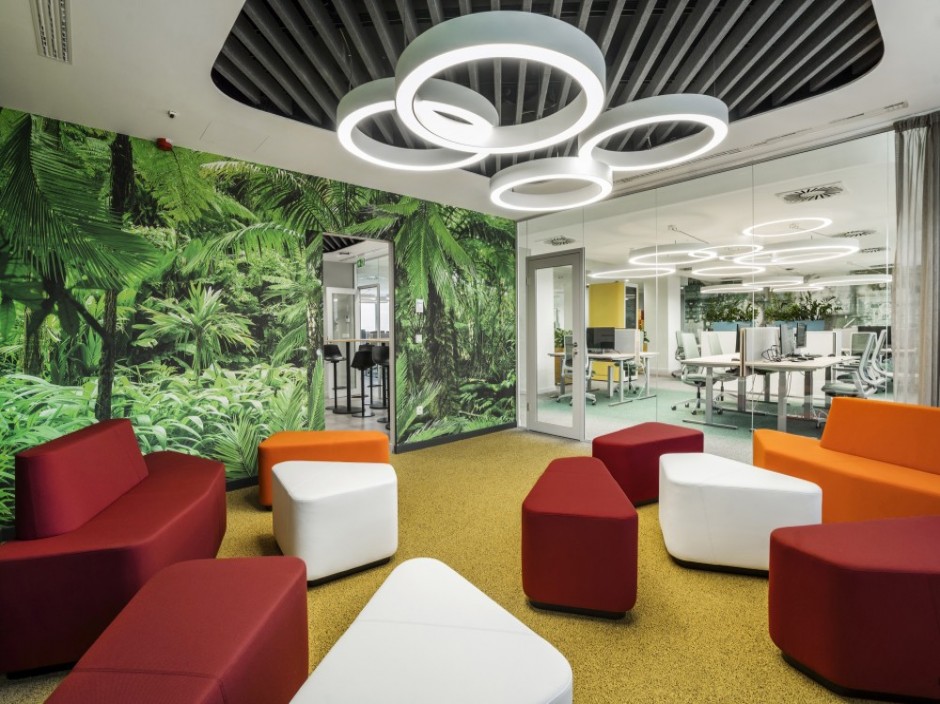 SIEMENS offices with custom-made LED luminaires